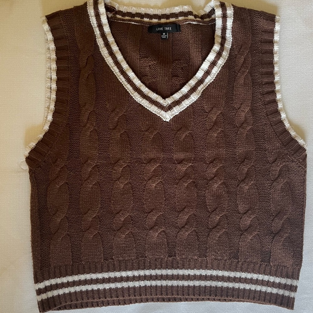 cropped brown knitted sweater vest ivy style
